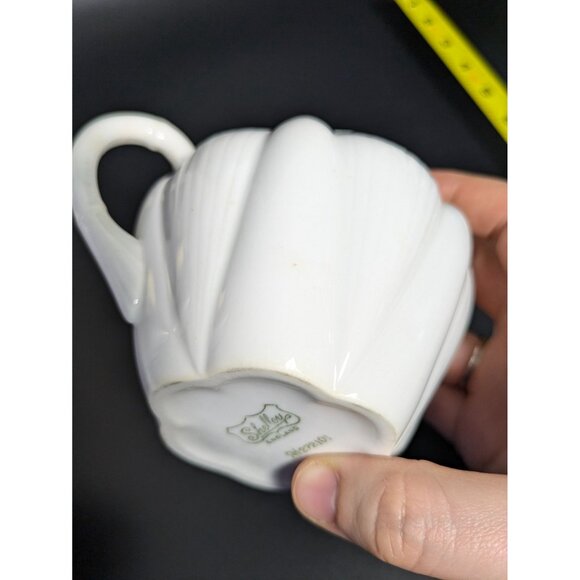 Shelley Dainty White Creamer Pitcher Jug Fine Bone China Vintage - Picture 13 of 16